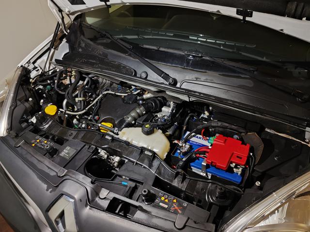 RENAULT Kangoo usata 16
