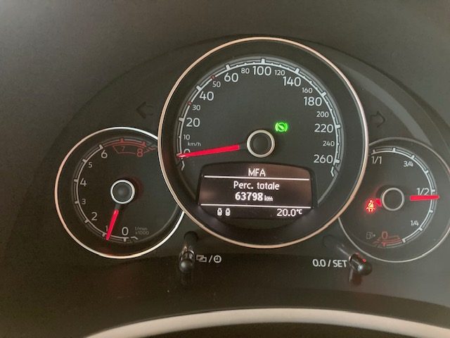 VOLKSWAGEN Maggiolino usata, con ESP