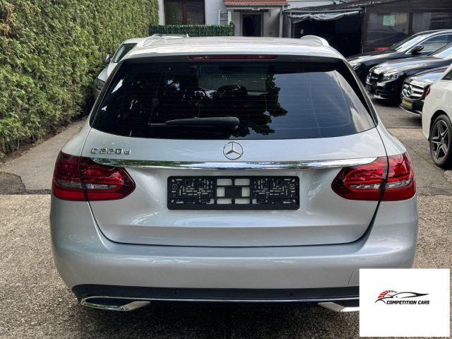 MERCEDES-BENZ C 220 usata, con Cerchi in lega