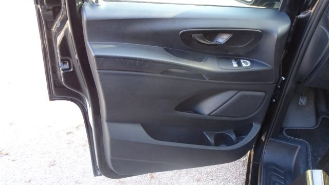 MERCEDES-BENZ Vito usata 51