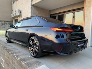 BMW 740 usata, con Autoradio
