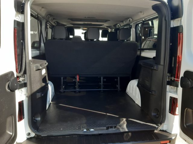 OPEL Vivaro usata, con Specchietti laterali elettrici