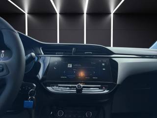 OPEL Corsa usata, con Touch screen