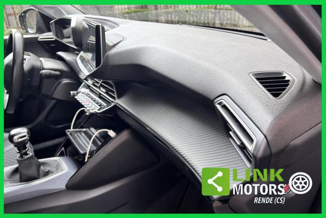 PEUGEOT 2008 usata, con Specchietti laterali elettrici