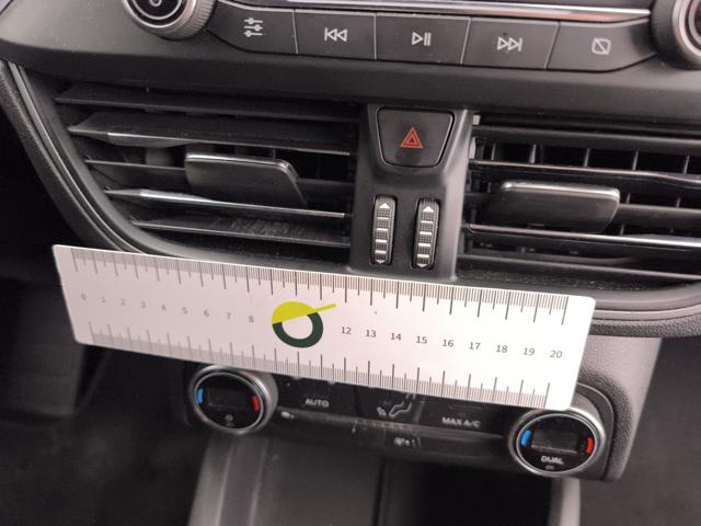FORD Focus usata, con Telecamera per parcheggio assistito