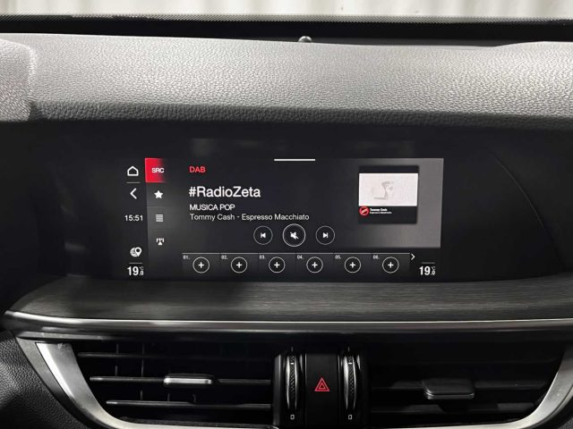 ALFA ROMEO Stelvio usata, con Fari LED