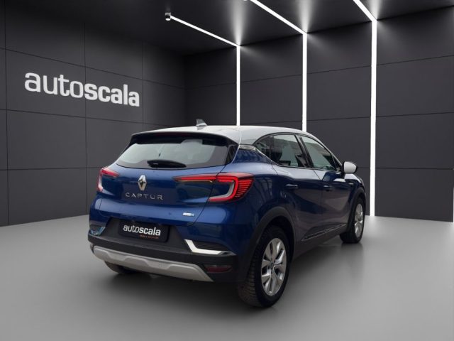 RENAULT Captur usata, con Autoradio