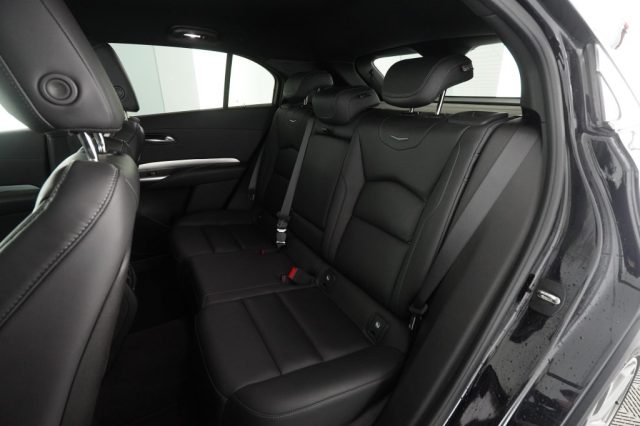 CADILLAC XT4 usata 9