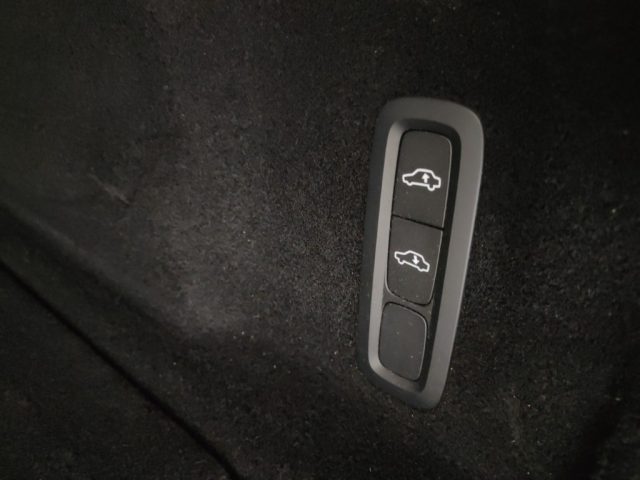 VOLVO XC60 usata, con Servosterzo