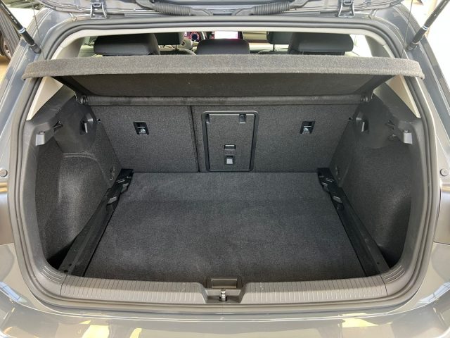 VOLKSWAGEN Golf usata, con Boardcomputer