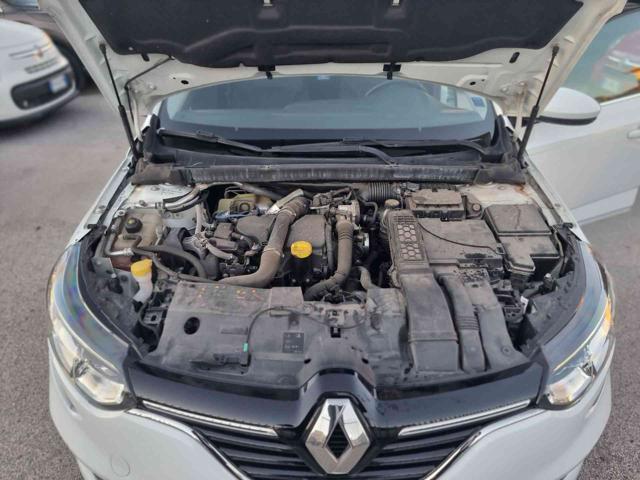 RENAULT Megane usata, con Park Distance Control