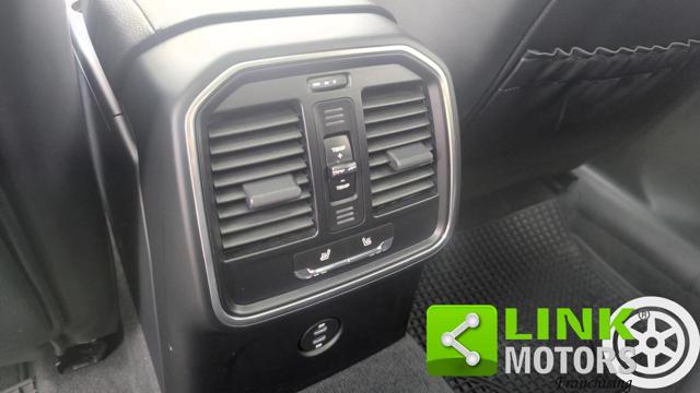 PORSCHE Macan usata, con Volante in pelle