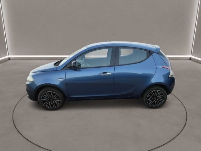 LANCIA Ypsilon usata, con Autoradio