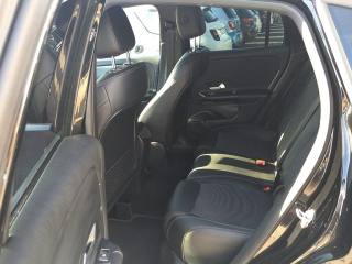 MERCEDES-BENZ GLA 250 usata, con Touch screen