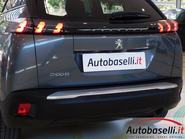 PEUGEOT 2008 usata, con Sensori di parcheggio anteriori