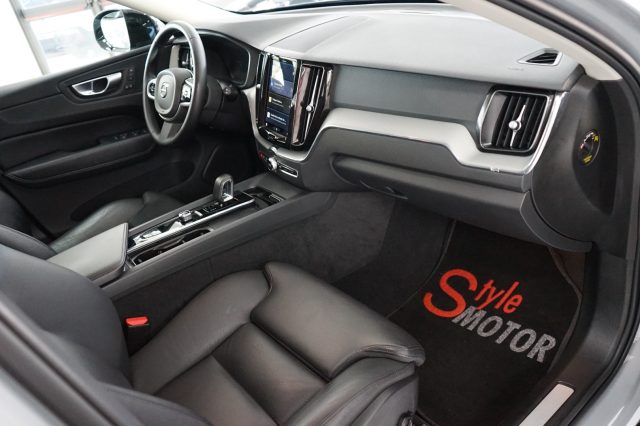 VOLVO XC60 usata, con Sensori di parcheggio posteriori