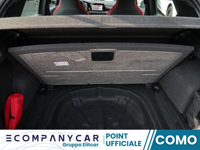 VOLKSWAGEN Golf usata, con Luci diurne LED