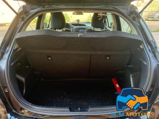 TOYOTA Yaris usata, con Bracciolo