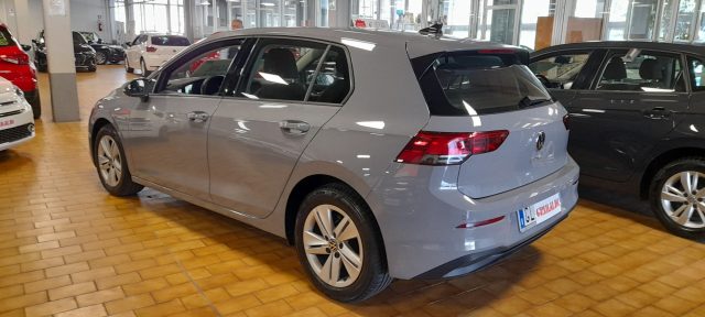 VOLKSWAGEN Golf usata, con Autoradio