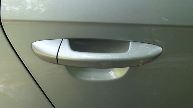 VOLKSWAGEN Passat usata, con Airbag testa
