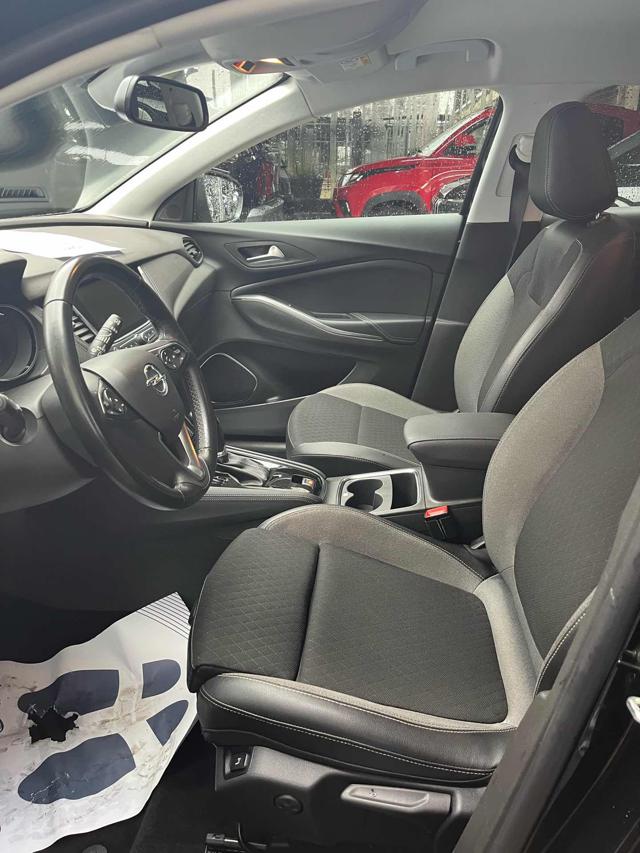 OPEL Grandland X usata, con Autoradio