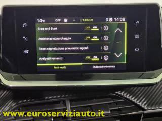 PEUGEOT 2008 usata, con Sensori di parcheggio posteriori