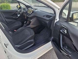 PEUGEOT 208 usata, con Controllo trazione