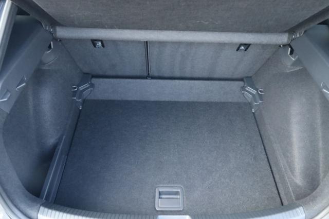 VOLKSWAGEN Taigo usata, con Isofix