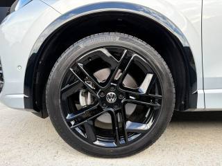 VOLKSWAGEN Tiguan usata, con Park Distance Control