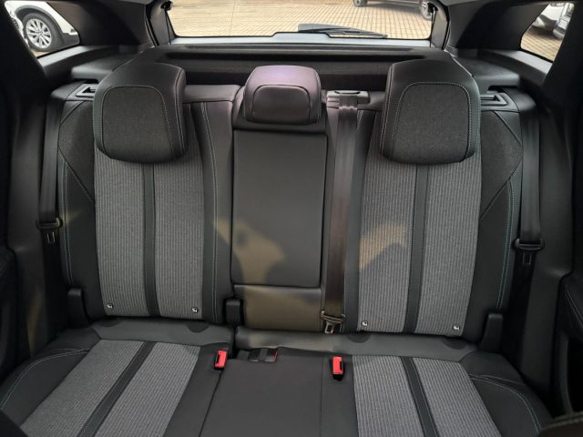 PEUGEOT 3008 usata, con Volante in pelle