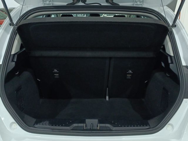 FORD Fiesta usata, con Sedile posteriore sdoppiato