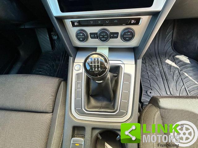 VOLKSWAGEN Passat Variant usata, con Filtro antiparticolato