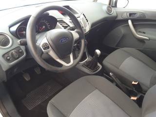 FORD Fiesta usata, con Autoradio
