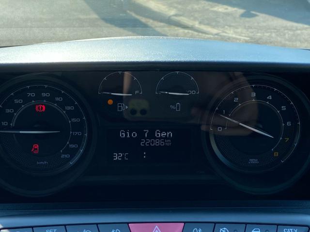 LANCIA Ypsilon usata, con ESP