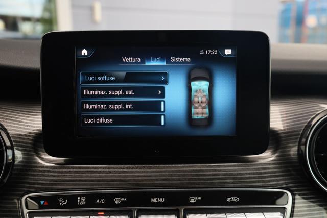 MERCEDES-BENZ V 250 usata, con Hill holder