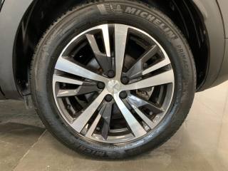 PEUGEOT 3008 usata, con Touch screen