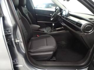 JEEP Avenger usata, con Sedile posteriore sdoppiato