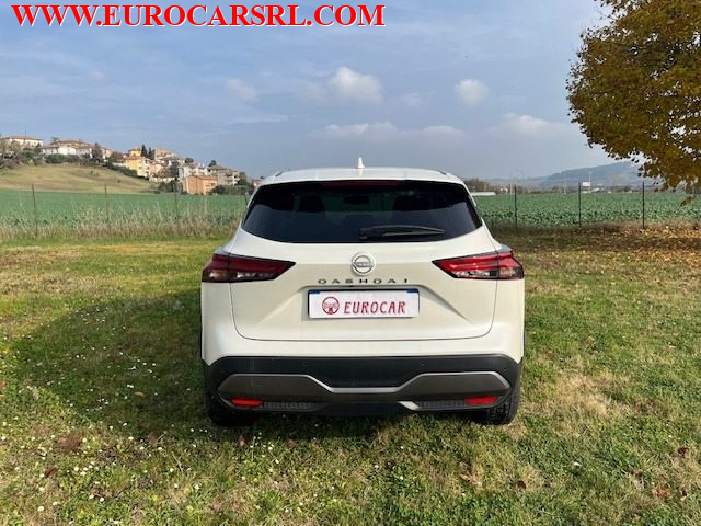 NISSAN Qashqai usata, con Touch screen