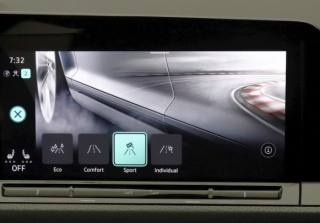 VOLKSWAGEN Golf usata, con ESP