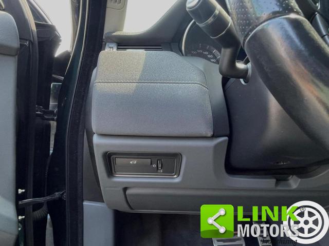 LAND ROVER Range Rover Evoque usata, con Luci diurne LED