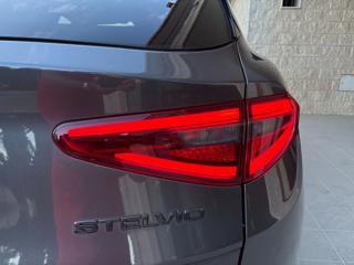 ALFA ROMEO Stelvio usata, con Chiusura centralizzata telecomandata