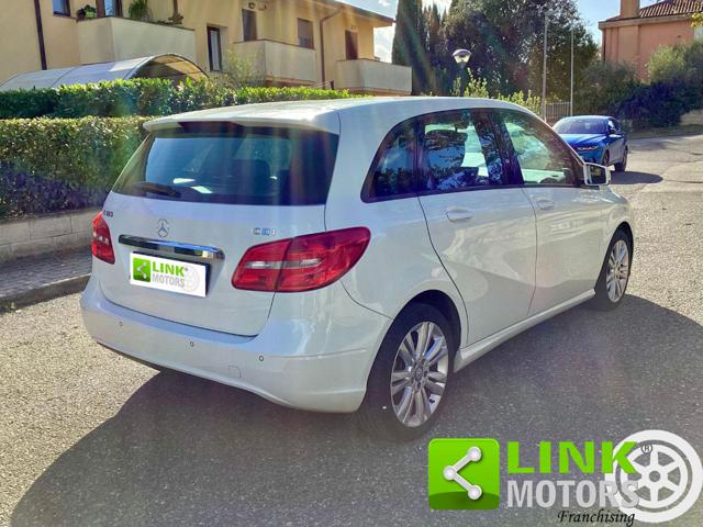 MERCEDES-BENZ B 180 usata, con Autoradio