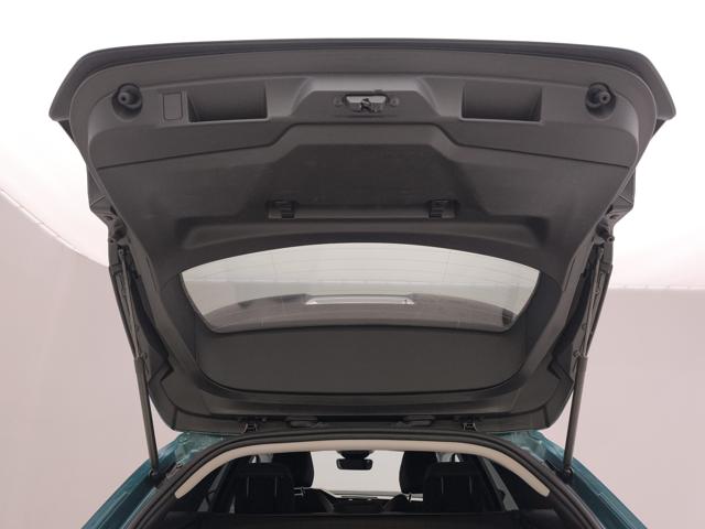 PEUGEOT 308 usata, con Sedile posteriore sdoppiato