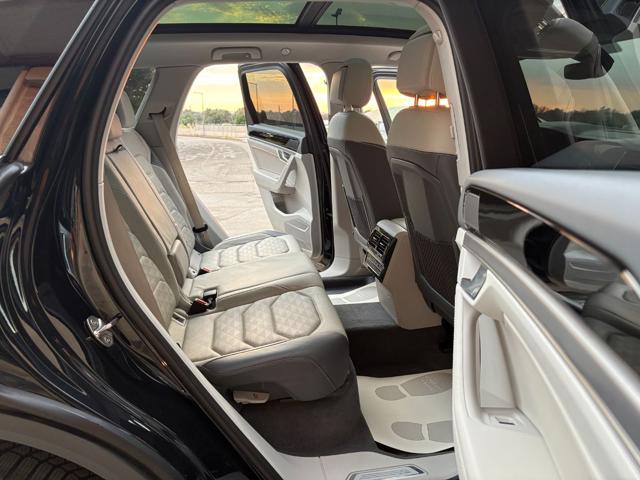 VOLKSWAGEN Touareg usata, con Controllo trazione