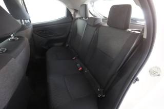 TOYOTA Yaris usata 3