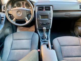 MERCEDES-BENZ B 180 usata, con ESP