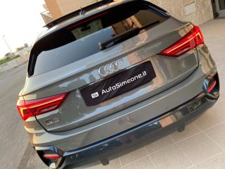 AUDI Q3 usata, con Sensori di parcheggio anteriori