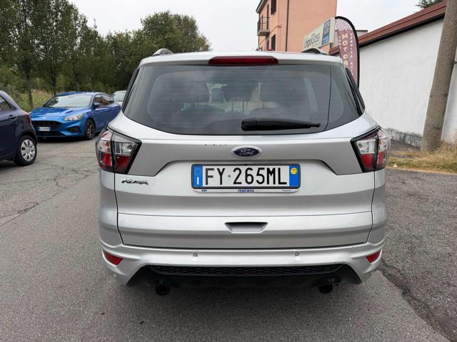 FORD Kuga usata, con Autoradio