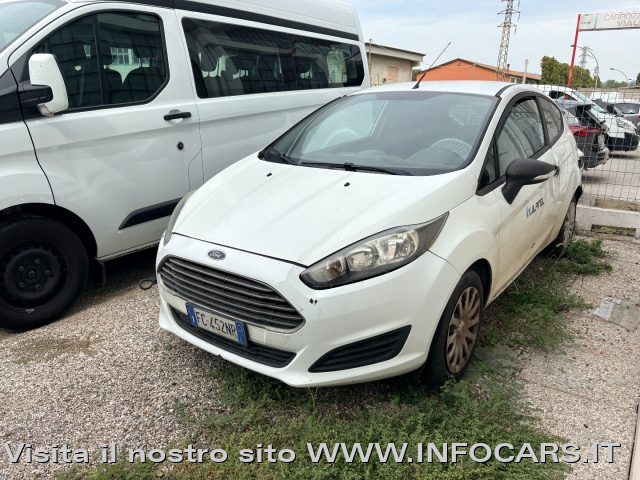 FORD Fiesta usata, con ABS