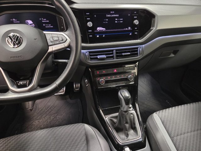 VOLKSWAGEN T-Cross usata, con Sensori di parcheggio posteriori